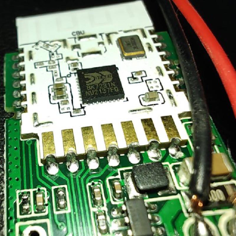 RZTK Smart LED 3 USB RGB (Tuya SCW-WB-CB003) - chip.jpg