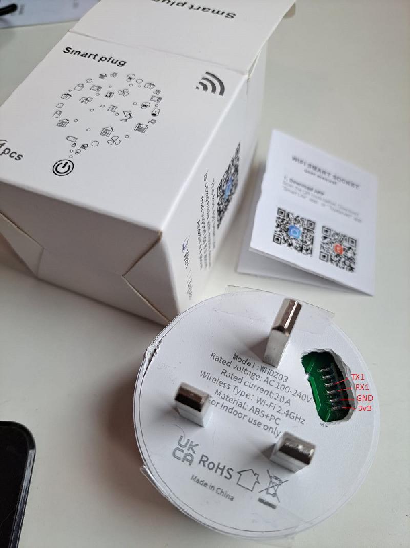 Tuya Smart Plug 20A WHDZ03 - plug-with-box.jpg